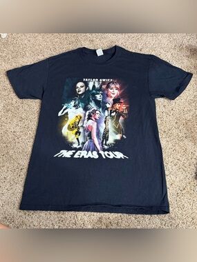 Women’s Black Taylor Swift The Eras Tour T Shirt! Sz M.